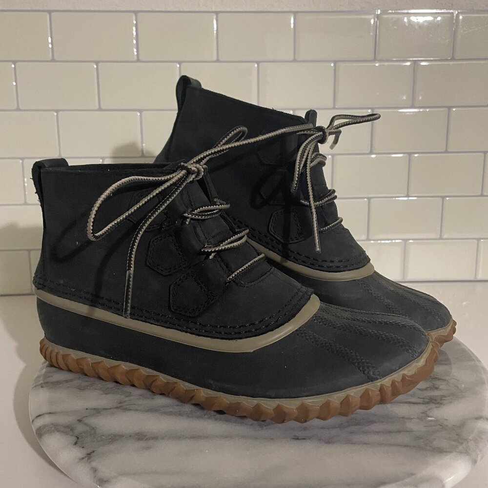 Sorel Out N About waterproof boots - W SZ 7
